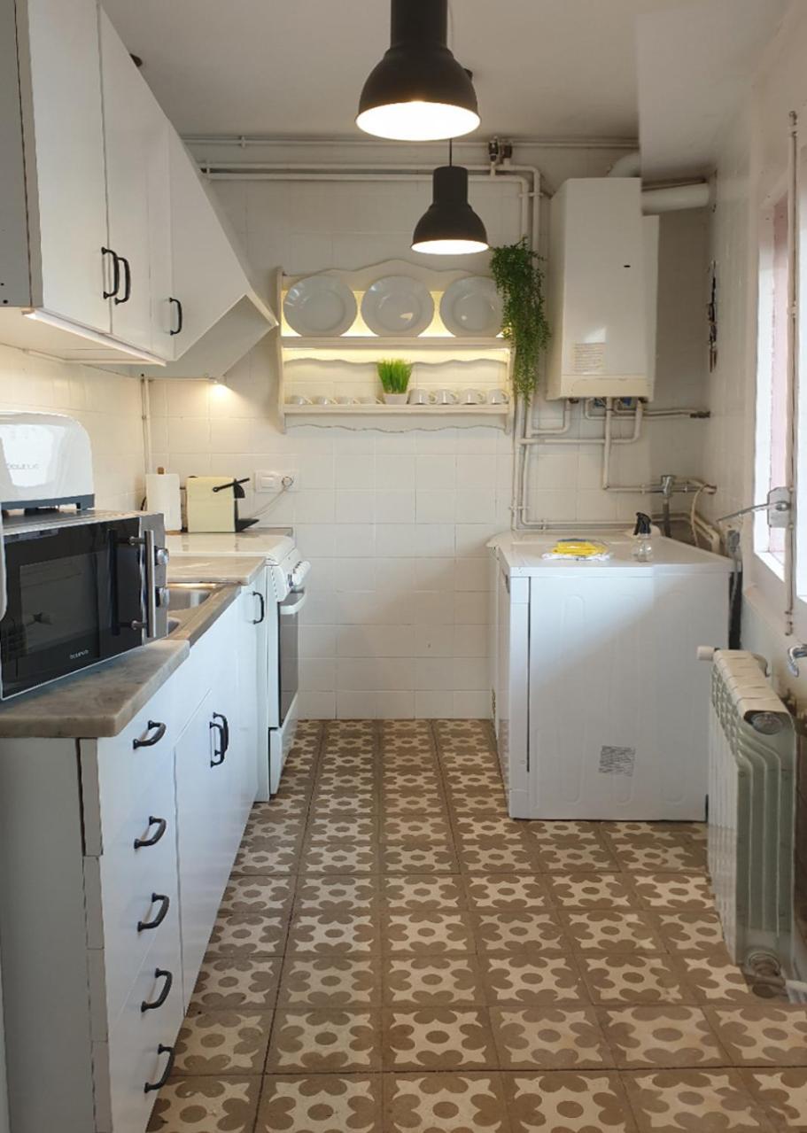 Apartament Casa Lola - Terraza Panoramica En El Centro Del Pueblo Sant Joan de les Abadesses Zewnętrze zdjęcie